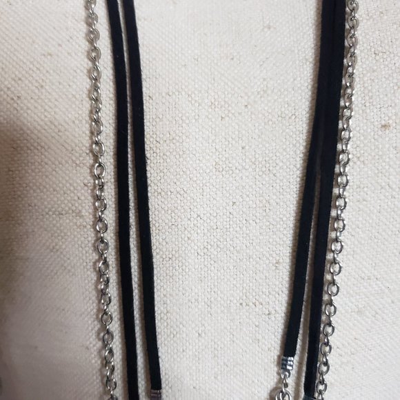 Leather & Chain Multi Strand Leaf Tassel Long Necklace 36" - Picture 4 of 6